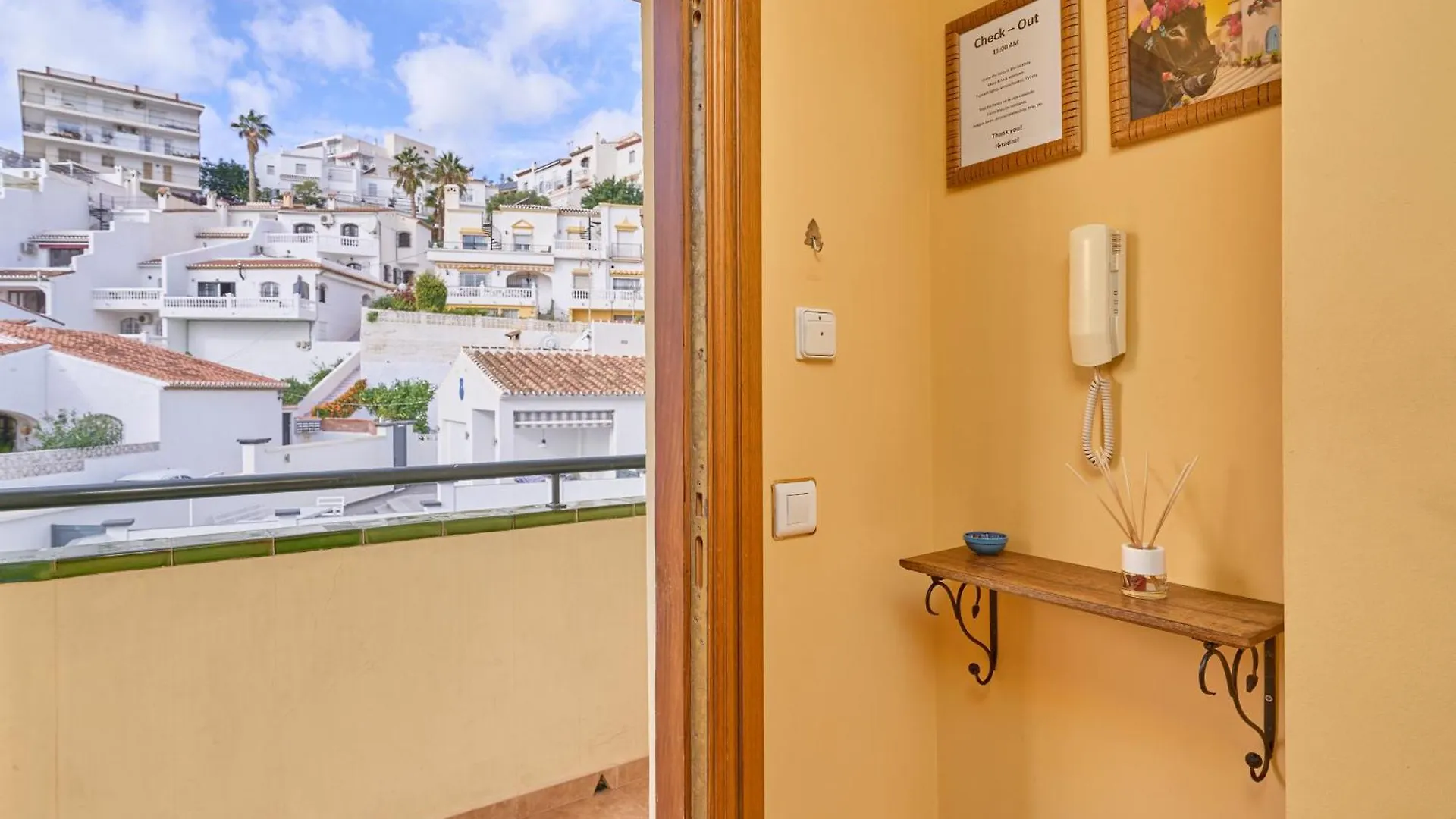 Buriana Beach Nerja Apartamento