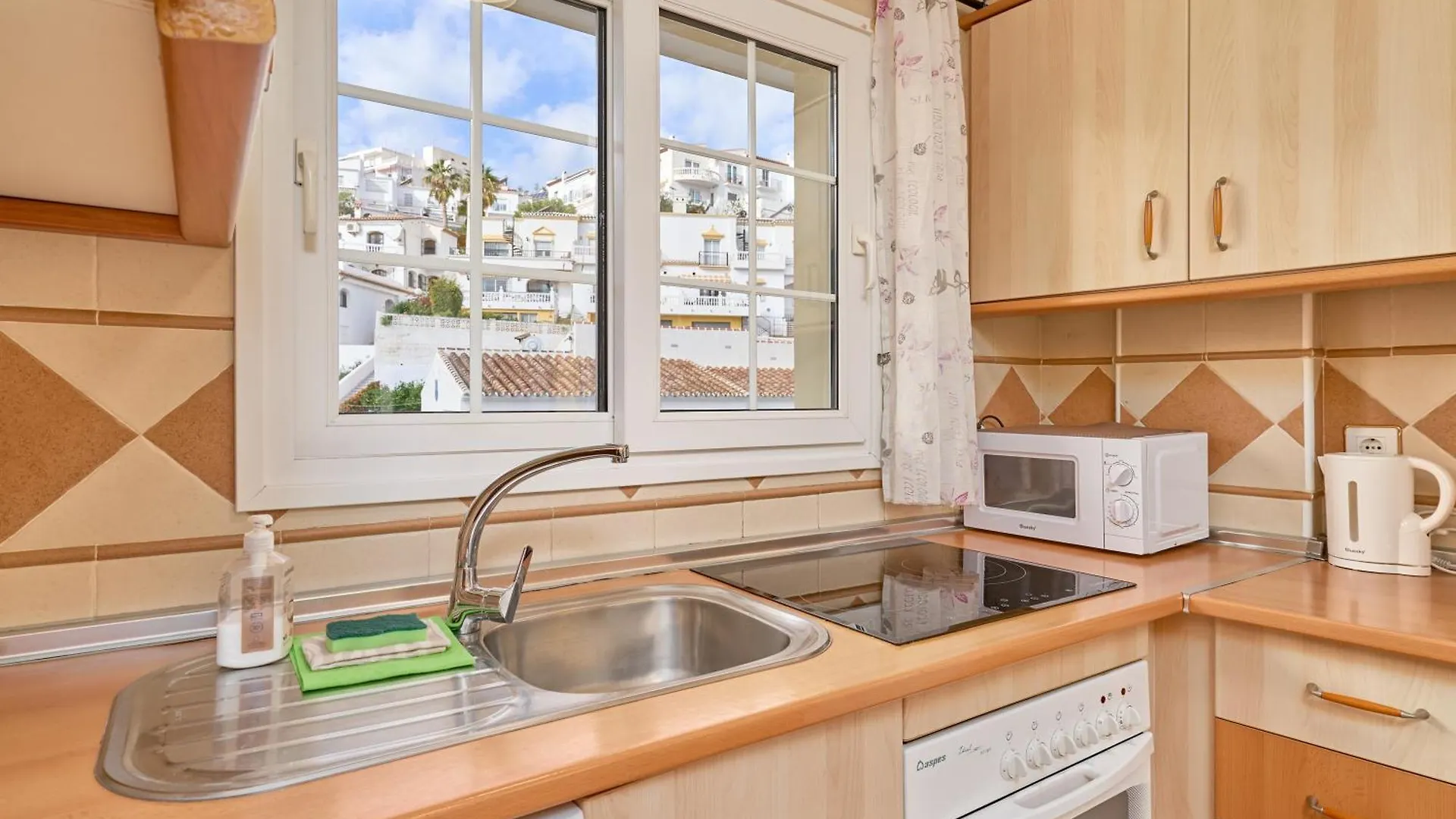 Burriana Beach Apt Нерха Испания