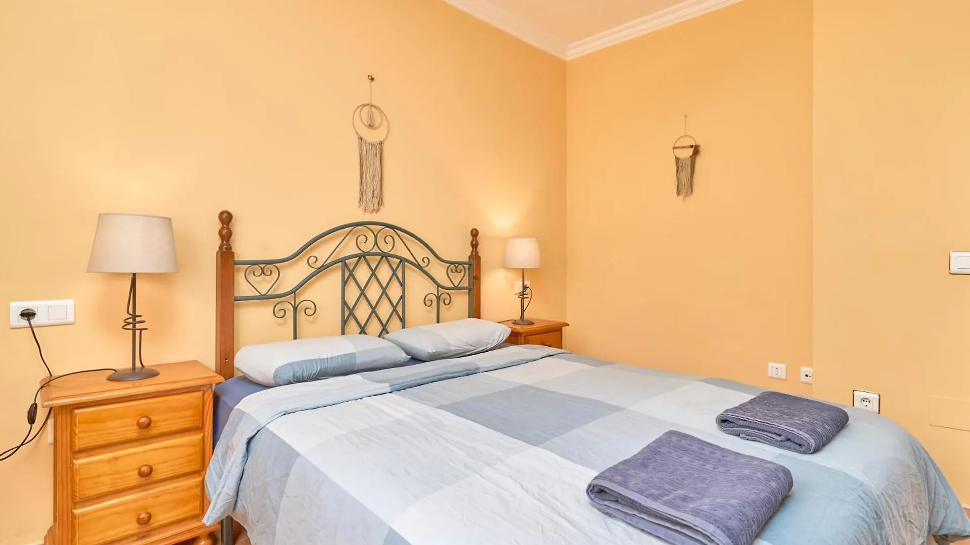 Burriana Beach Apt Нерха